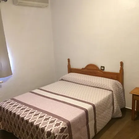 Hotel Restaurante El Cruce De Hornos