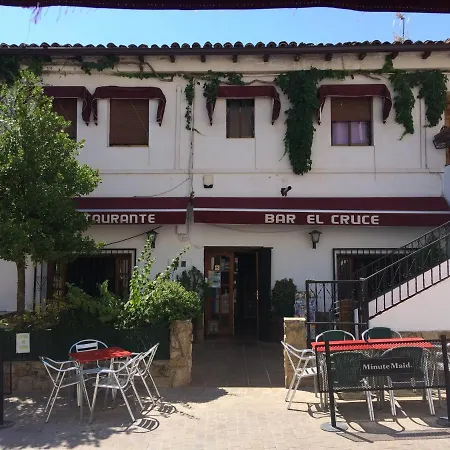 Restaurante El Cruce De *