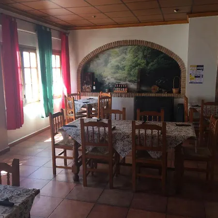 Restaurante El Cruce De Hornos
