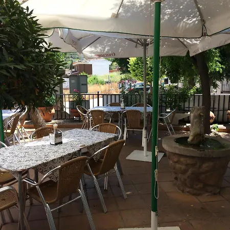 Restaurante El Cruce De * Hornos