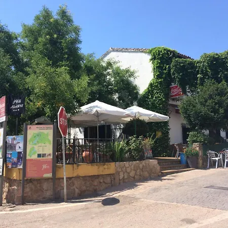 Restaurante El Cruce De *