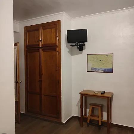 Restaurante El Cruce De * Hornos